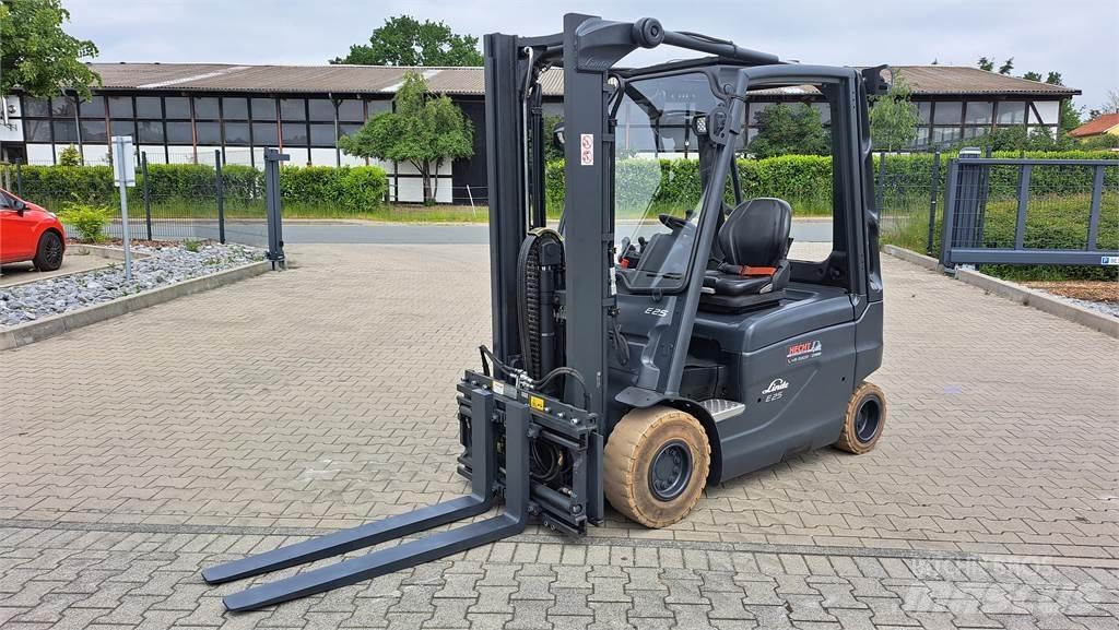 Linde E25-01 Carrelli elevatori elettrici