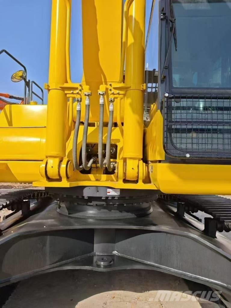 Komatsu 400-8 Escavatori cingolati