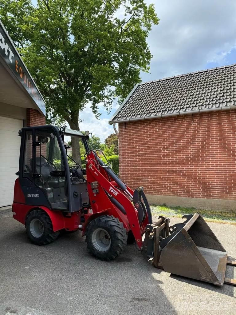 Kubota Toyo 826 Miniescavatori