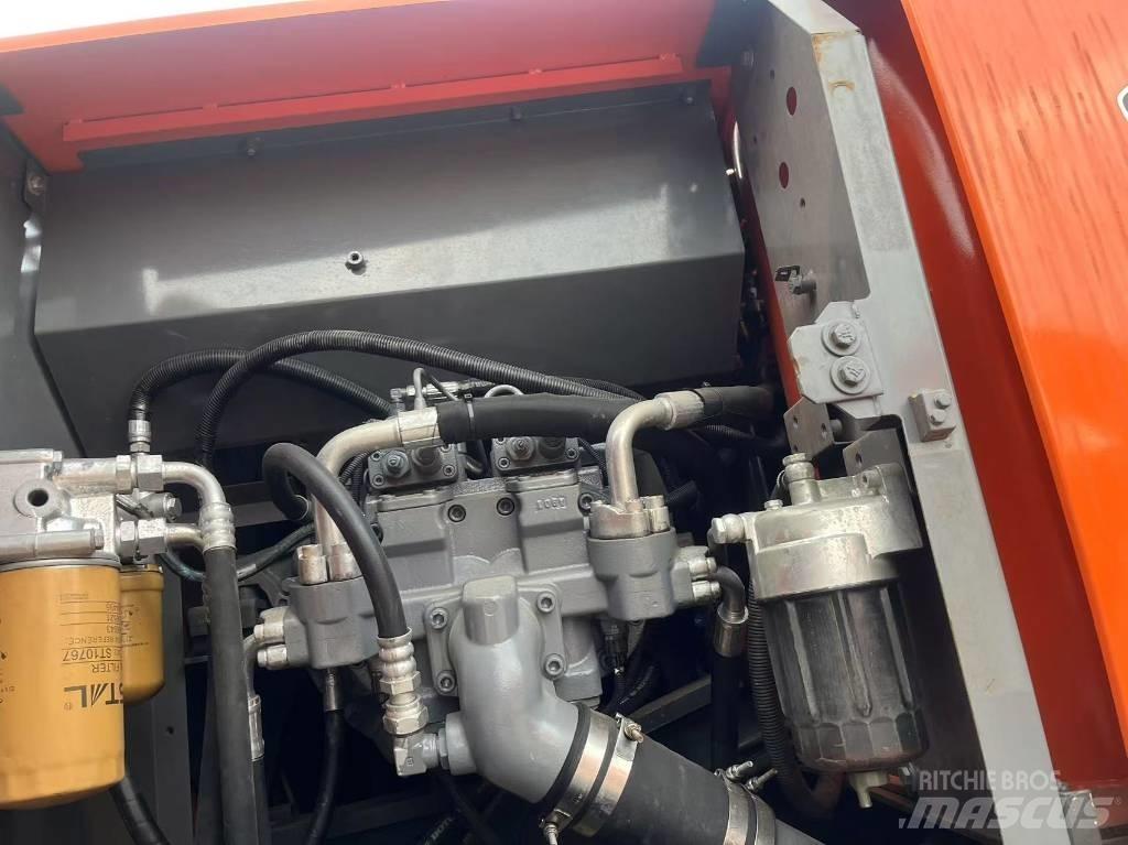 Hitachi zx200 Escavatori cingolati