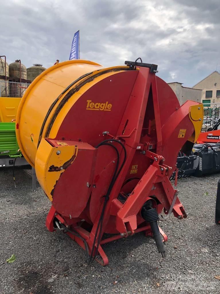 TEAGLE TOMAHAWK 5050 Trinciatrici, tagliatrici e srotolatrici per balle