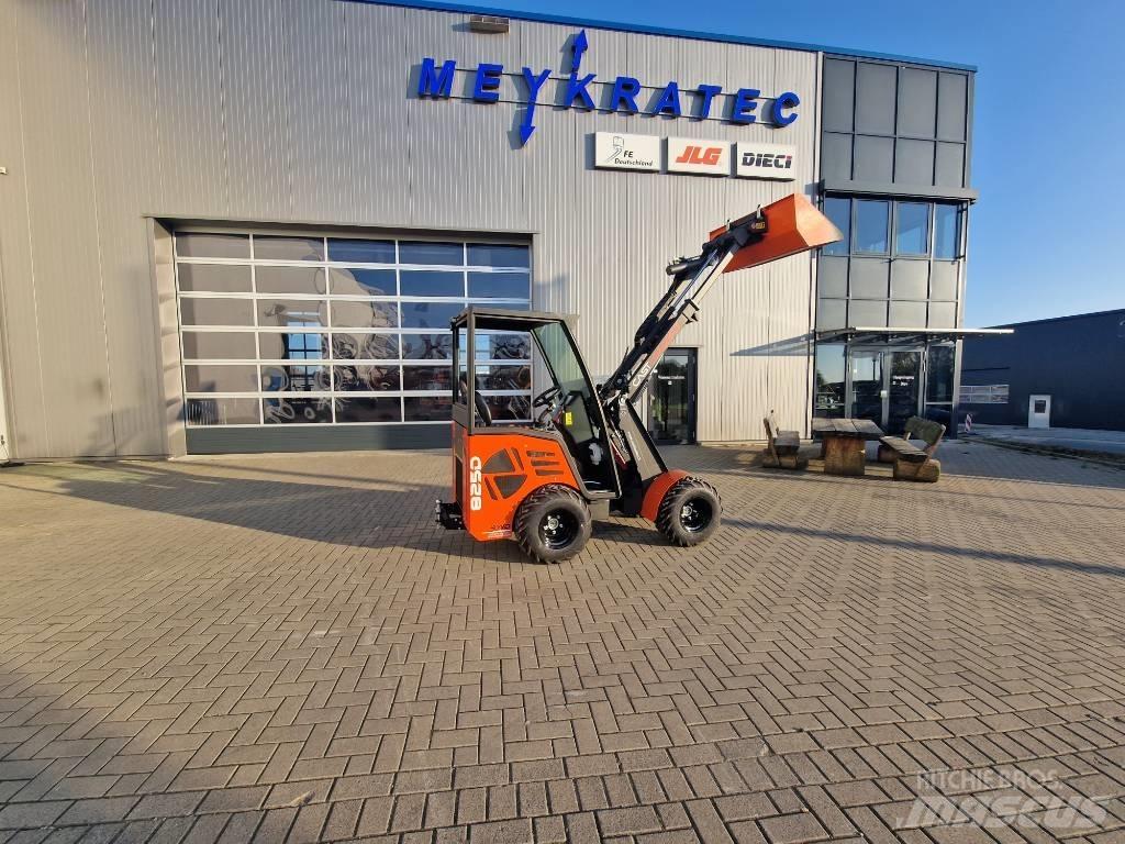 Cast Loaders 825D Sollevatori telescopici