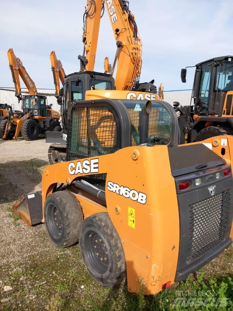 CASE SR 160 Mini Pale Gommate