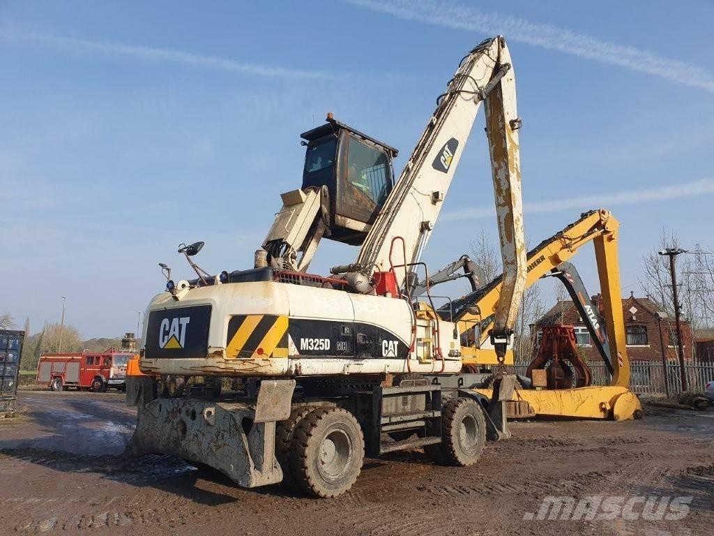 CAT M 325 D MH Movimentazione rifiuti