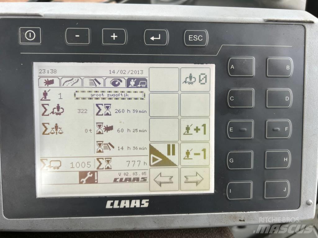CLAAS Cargos 8500 Rimorchi autocaricanti