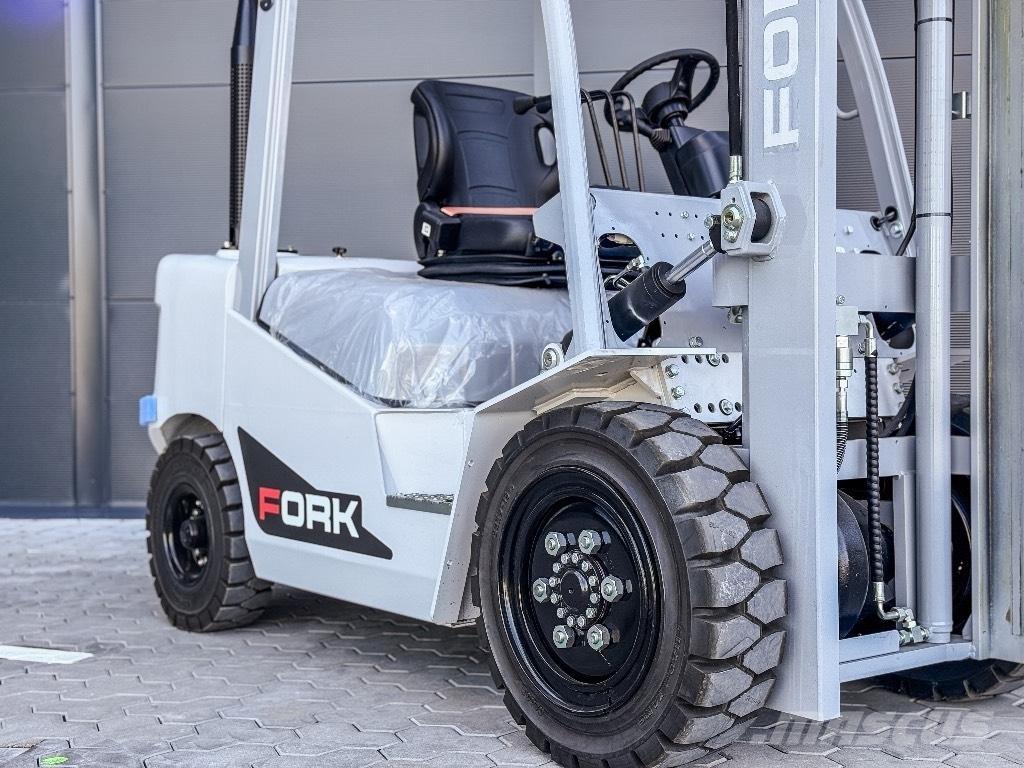 Fork LK30d-30 Carrelli elevatori diesel