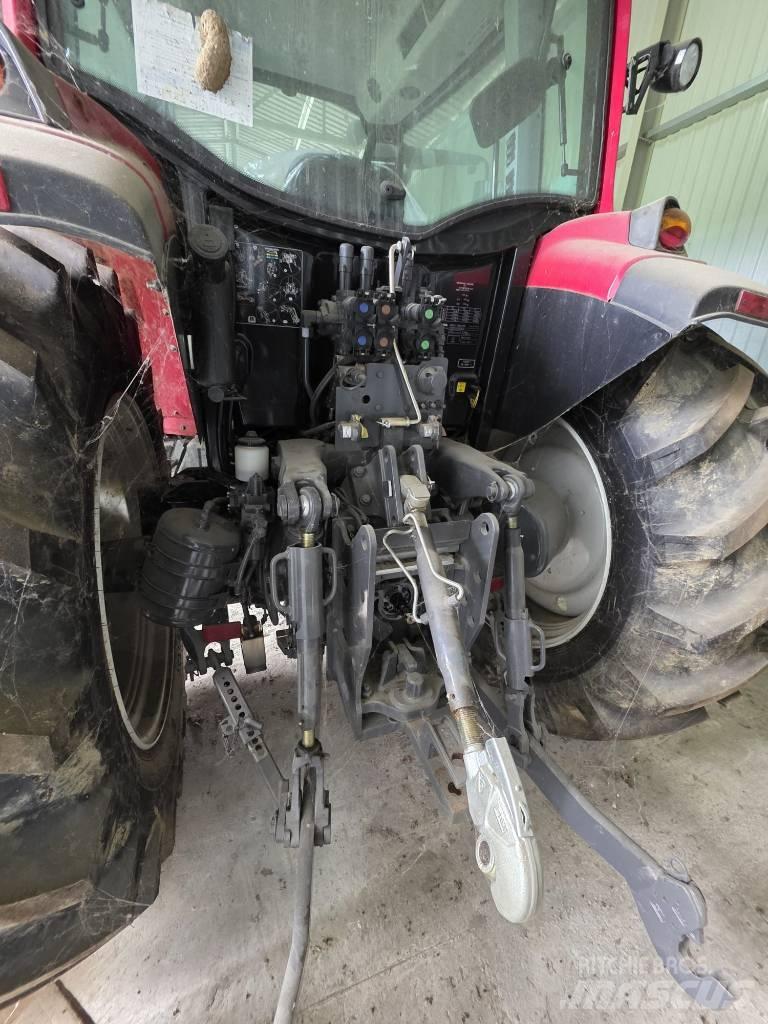 Valtra A 124 Trattori