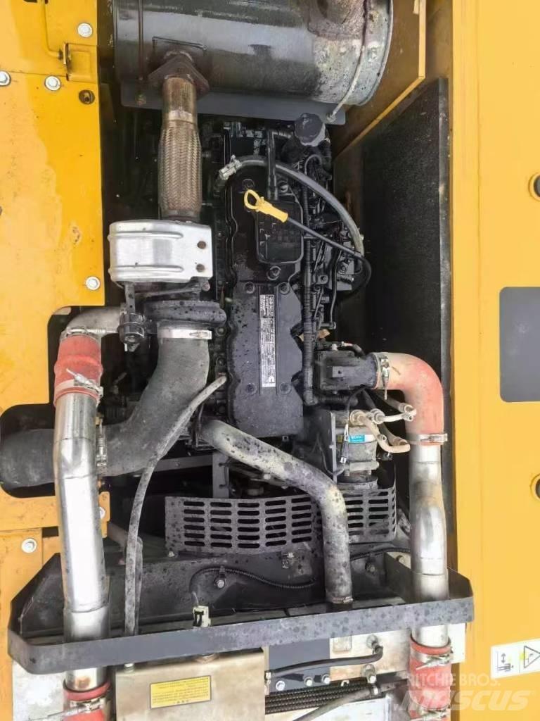 XCMG XE 200 DA Escavatori cingolati