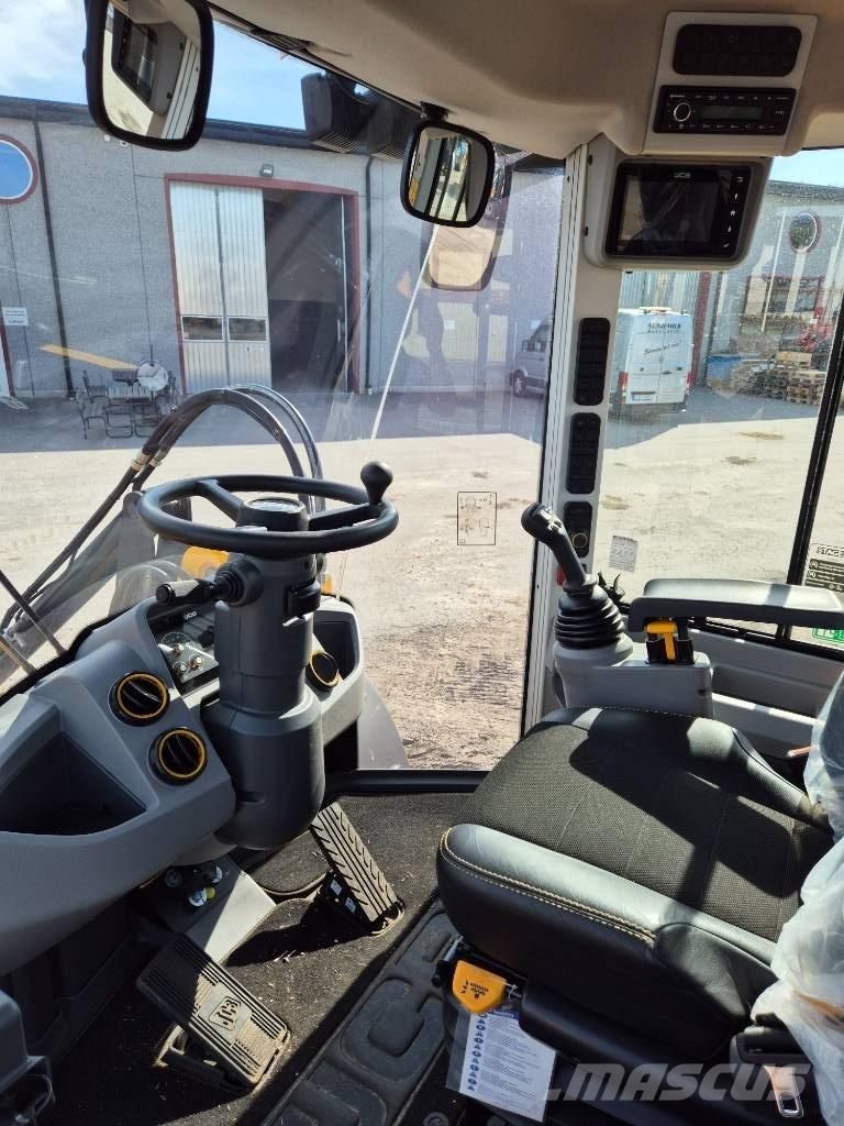 JCB 419 S Pale gommate