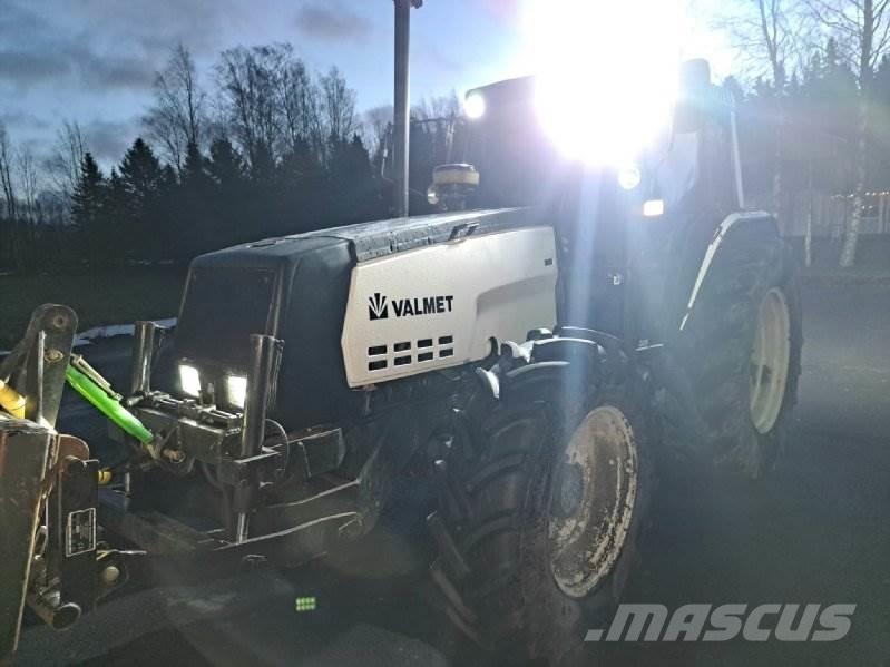 Valmet 8100 Trattori