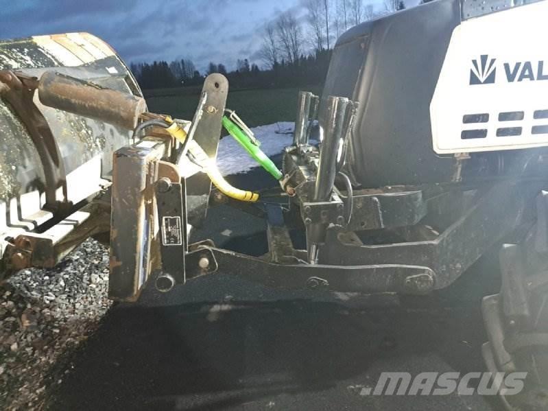 Valmet 8100 Trattori