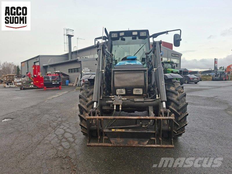 Valtra 6750 HITECH Trattori