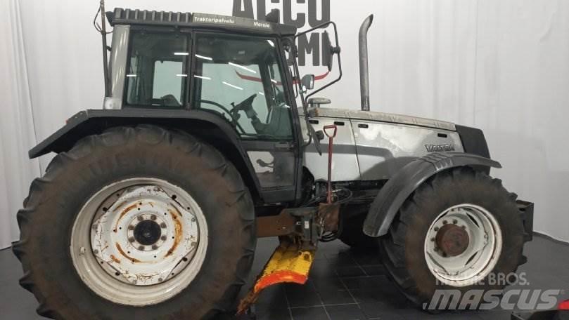 Valtra 8400 Trattori
