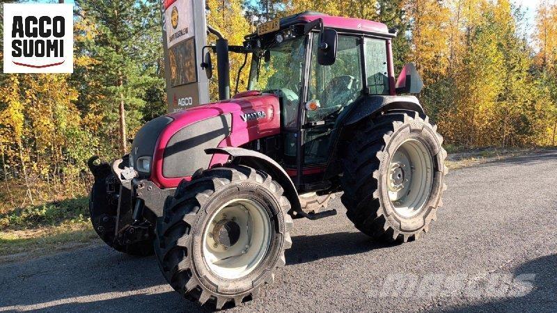 Valtra A92 Trattori