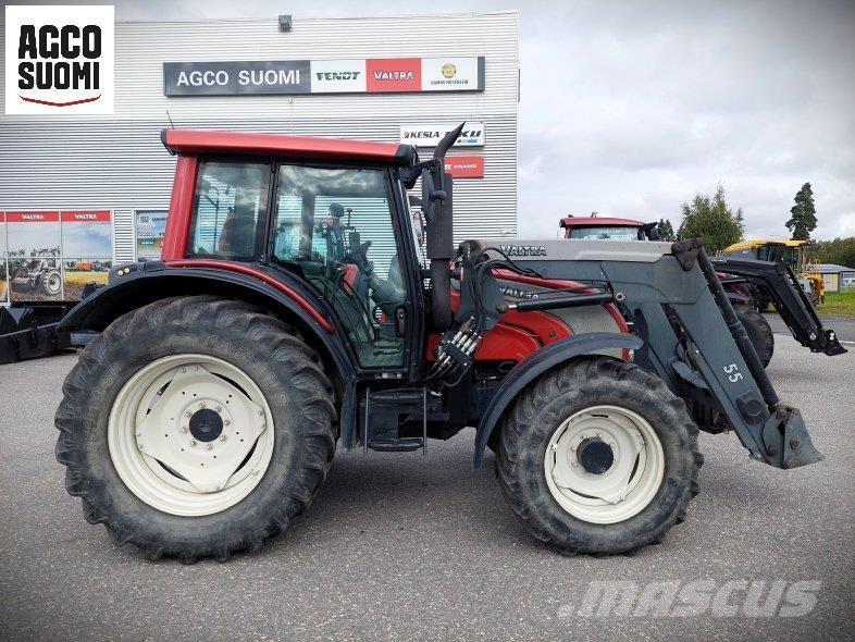 Valtra N141 HITECH Trattori