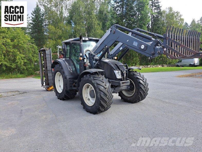 Valtra N163 DIRECT Trattori
