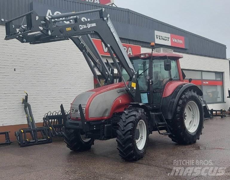 Valtra T150 Trattori