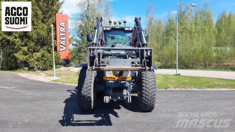 Valtra T153 H Trattori
