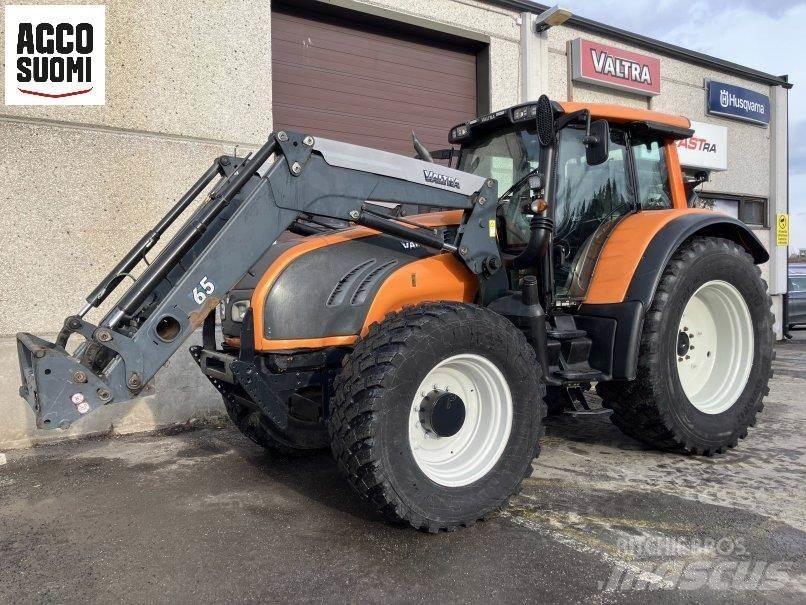 Valtra T162 VERSU Trattori