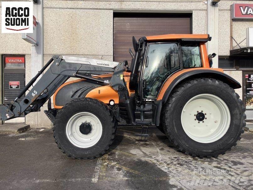Valtra T162 VERSU Trattori