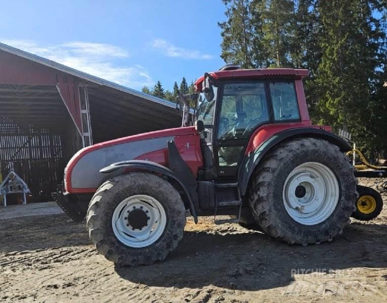 Valtra T180 Trattori