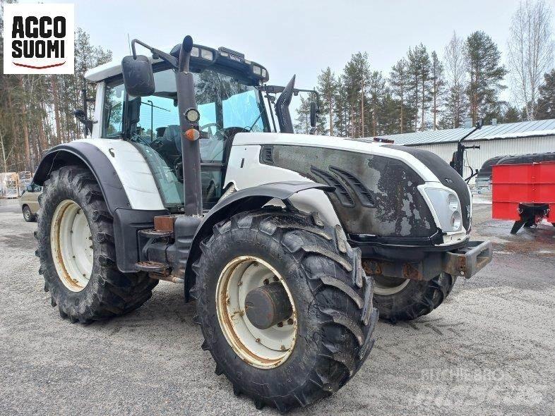 Valtra T213 VERSU Trattori
