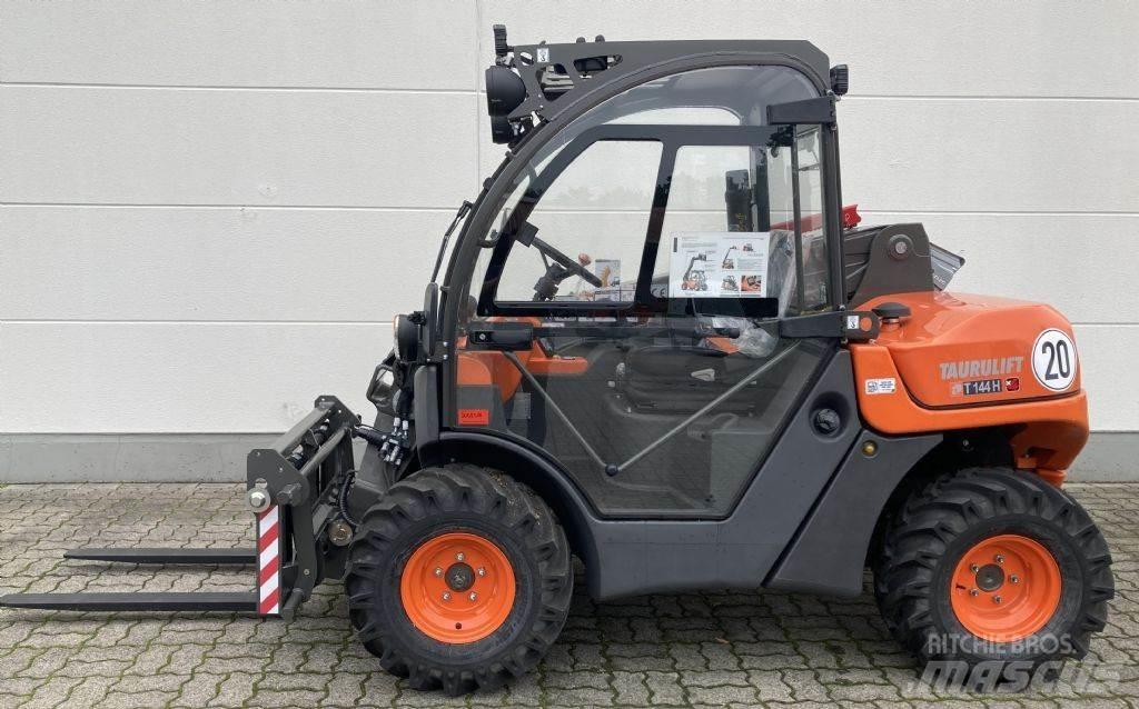 Ausa T 144 H X4 Sollevatori telescopici