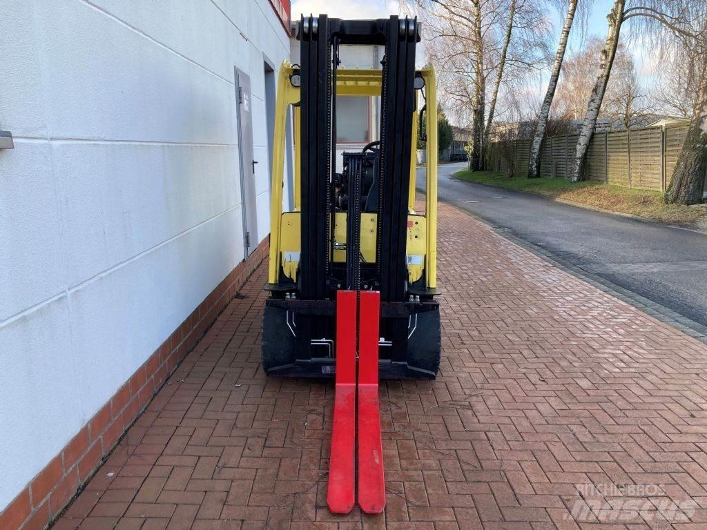 Hyster J 3.0 XN Carrelli elevatori elettrici