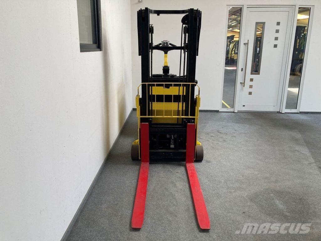 Hyster S 1.0 C Transpallet uomo a terra