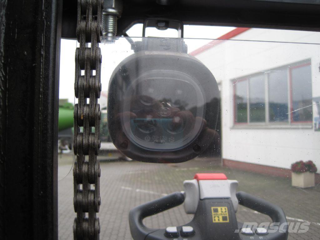 Hyster S 1.5S Transpallet uomo a terra