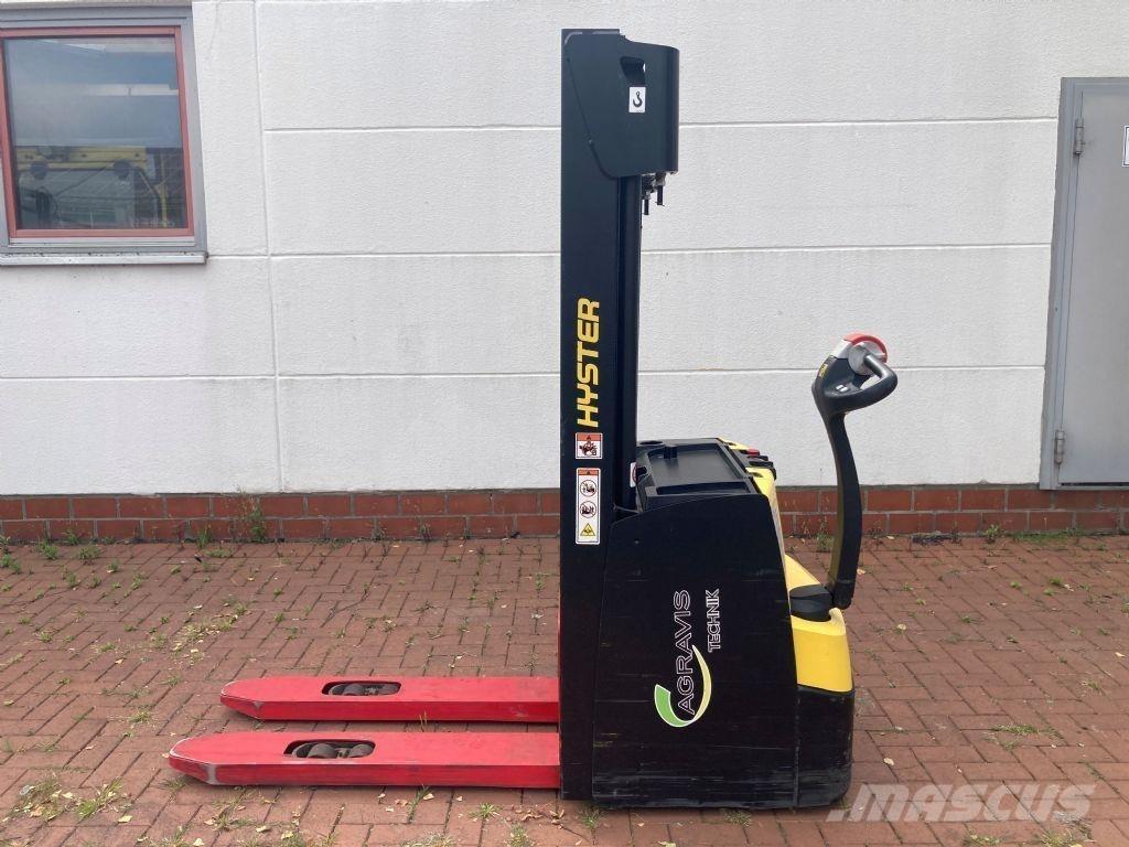 Hyster S 2.0 Transpallet uomo a terra