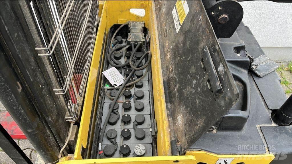 Hyster S1.5S Transpallet uomo a terra