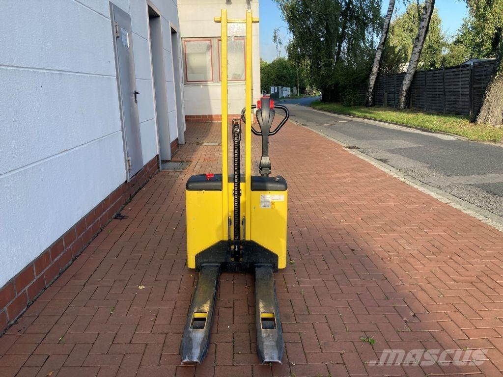 Hyster SC 1.0 Transpallet uomo a terra