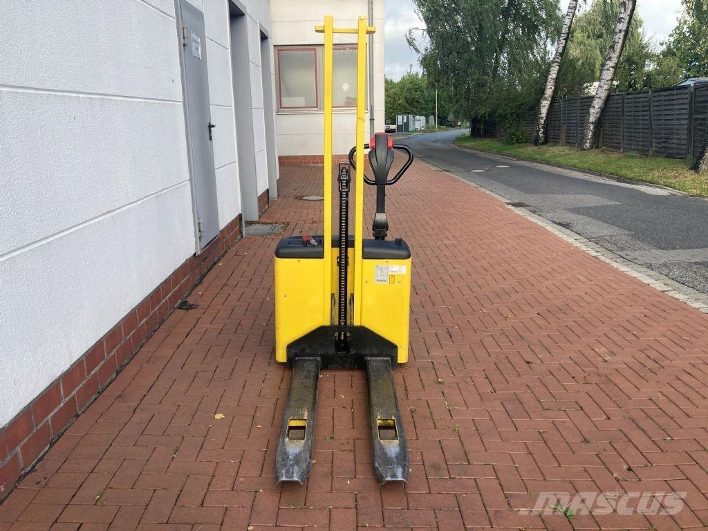 Hyster SC 1.0 Transpallet uomo a terra