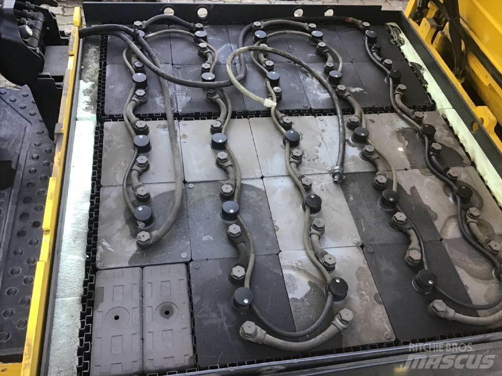 Hyundai 32B-7 Carrelli elevatori elettrici
