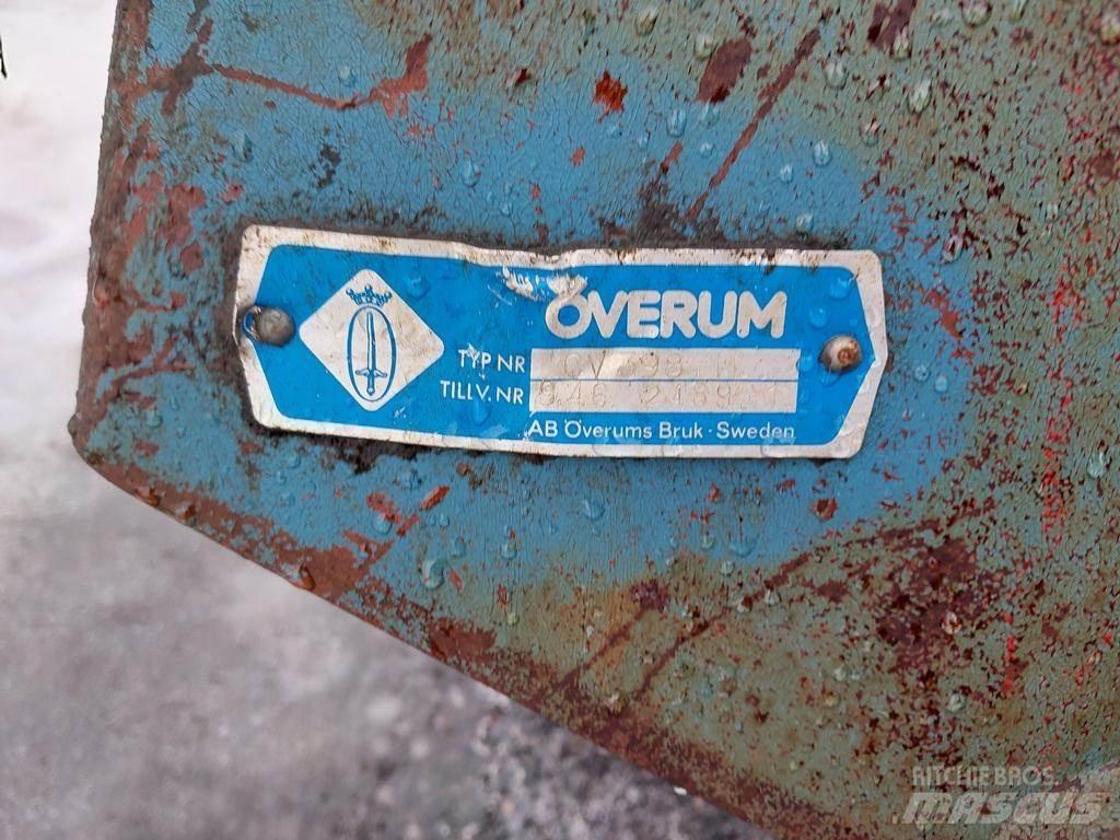 Överum 3 Aratri reversibili
