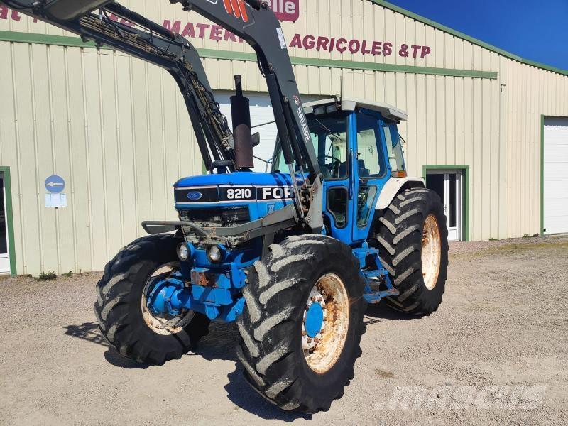 Ford 8210 Trattori