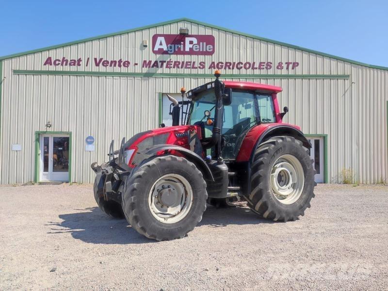 Valtra N163 Trattori