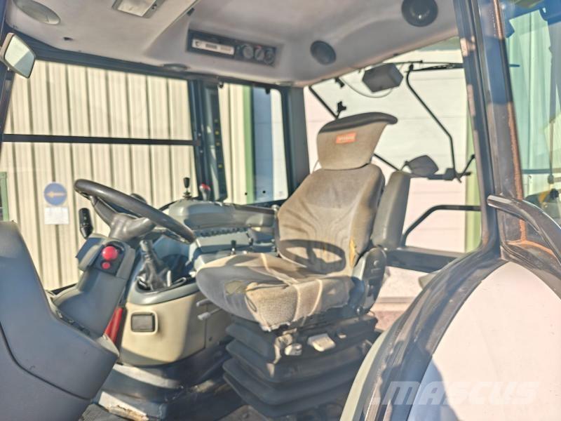 Valtra T120 Trattori