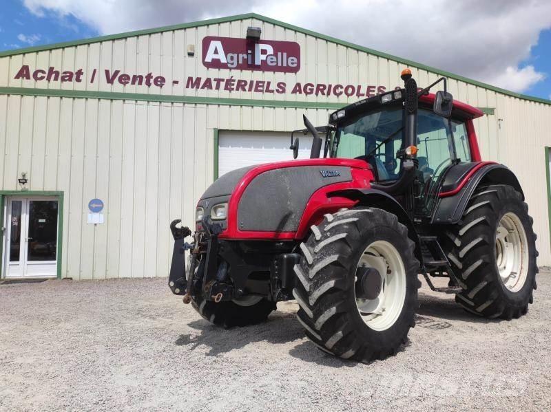 Valtra T151 Trattori
