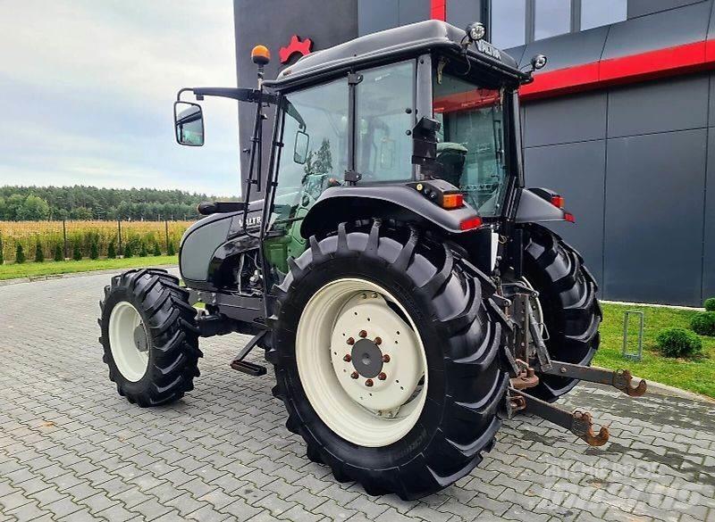 Valtra A93 Trattori