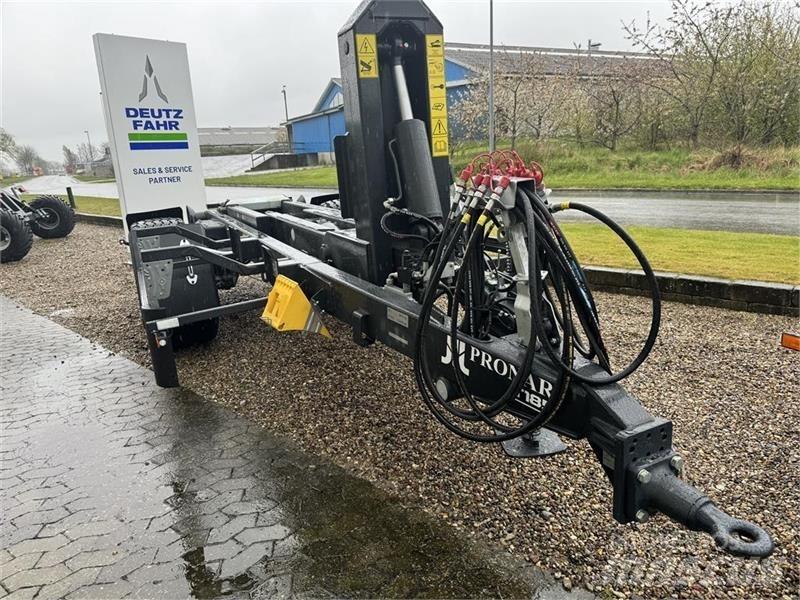Pronar T-185 Rimorchi con braccio di sollevamento a gancio