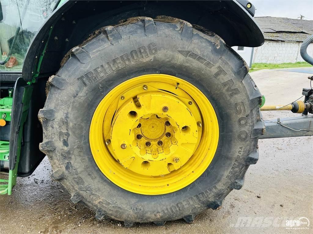 John Deere 6155M Trattori