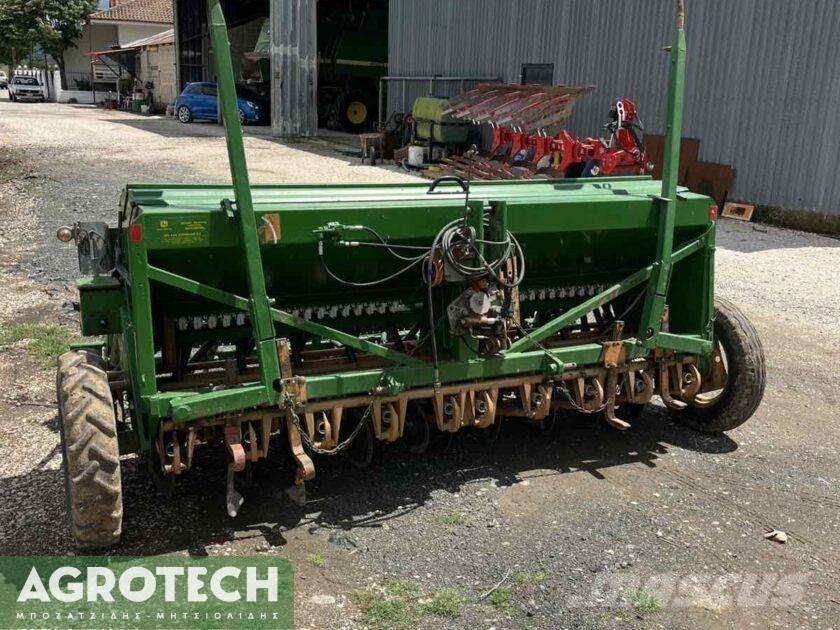Amazone D7/30E Trattori
