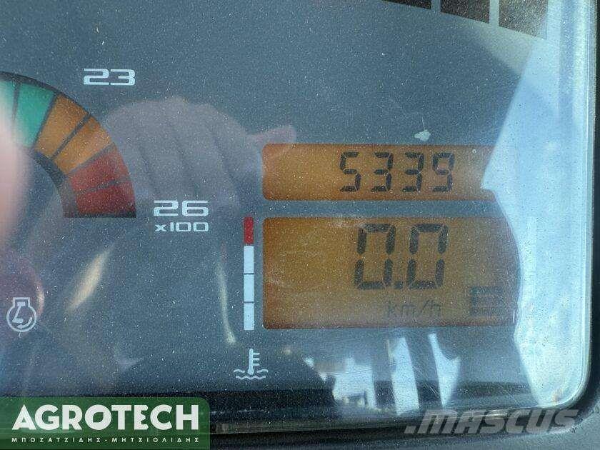 CLAAS Ares 826 RZ Trattori