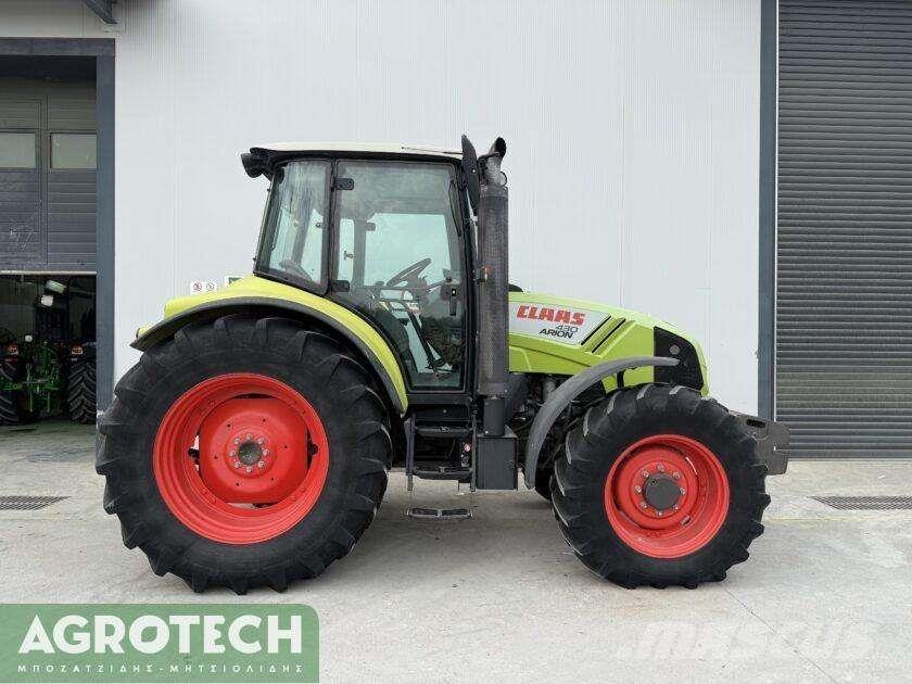 CLAAS Arion 430 Trattori