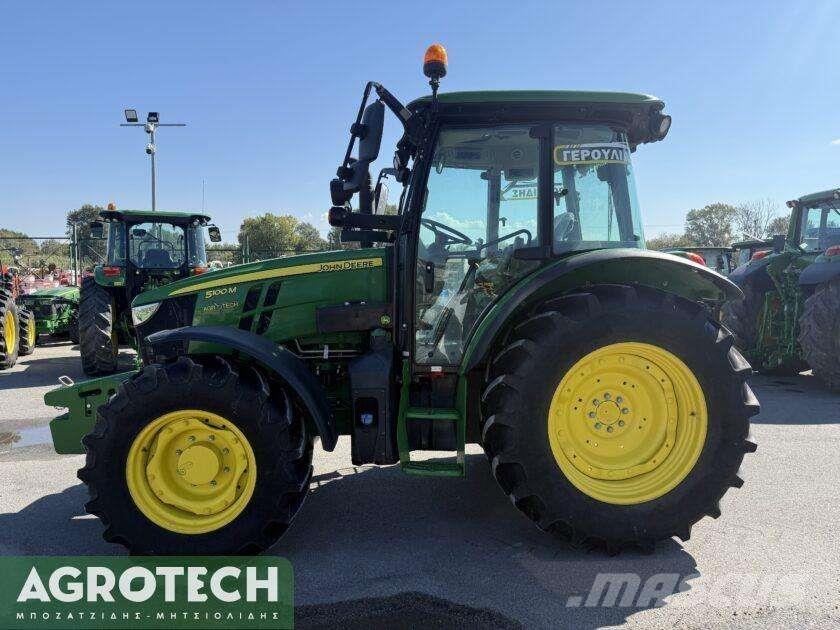 John Deere 5100M Trattori