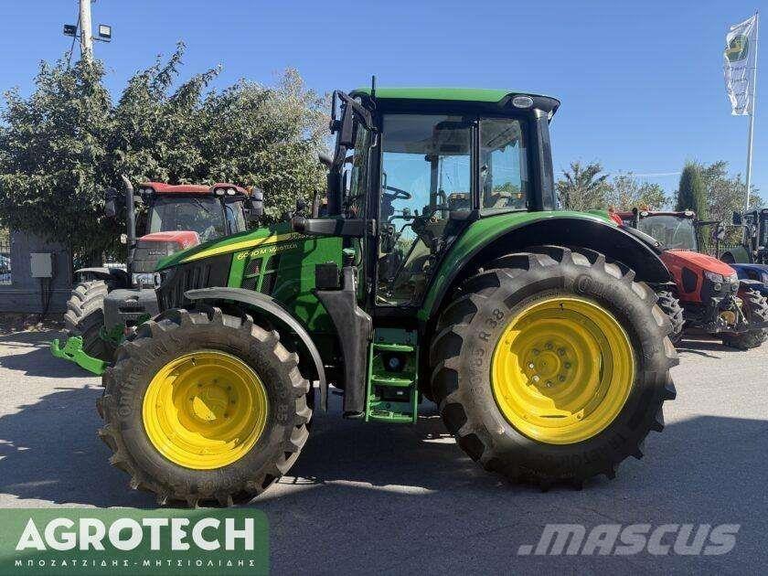 John Deere 6090M Trattori