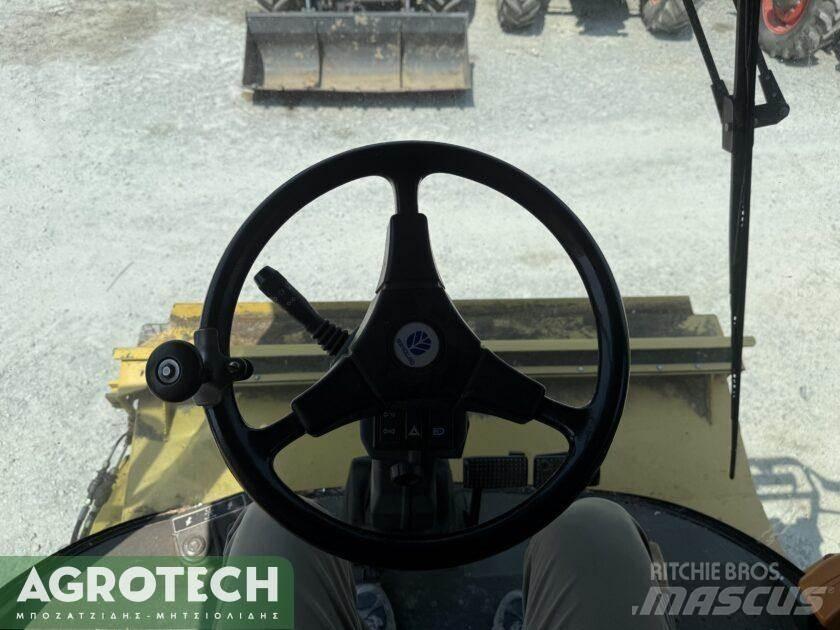New Holland TX 68 Trattori