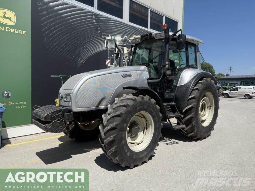 Valtra T120-4 Trattori